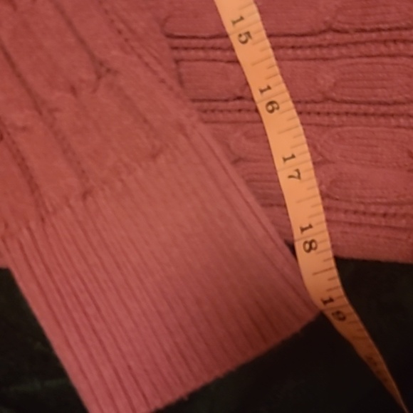 🟣2/$13. ST. JOHN'S BAY Women's Fuchsia Pink Classic Cable Knit Sweater Size Xl - Picture 10 of 12